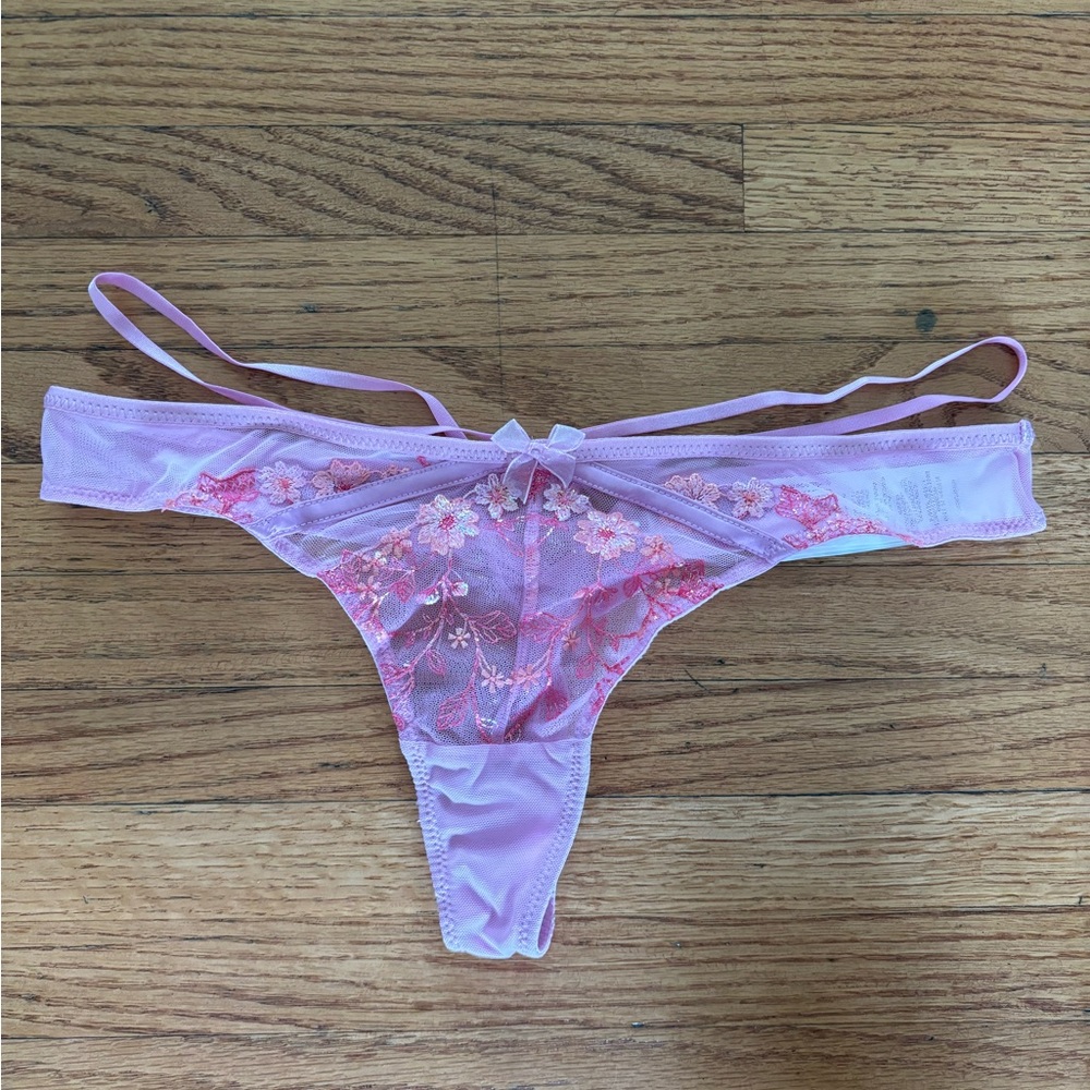 hunkemoller floral thong panties